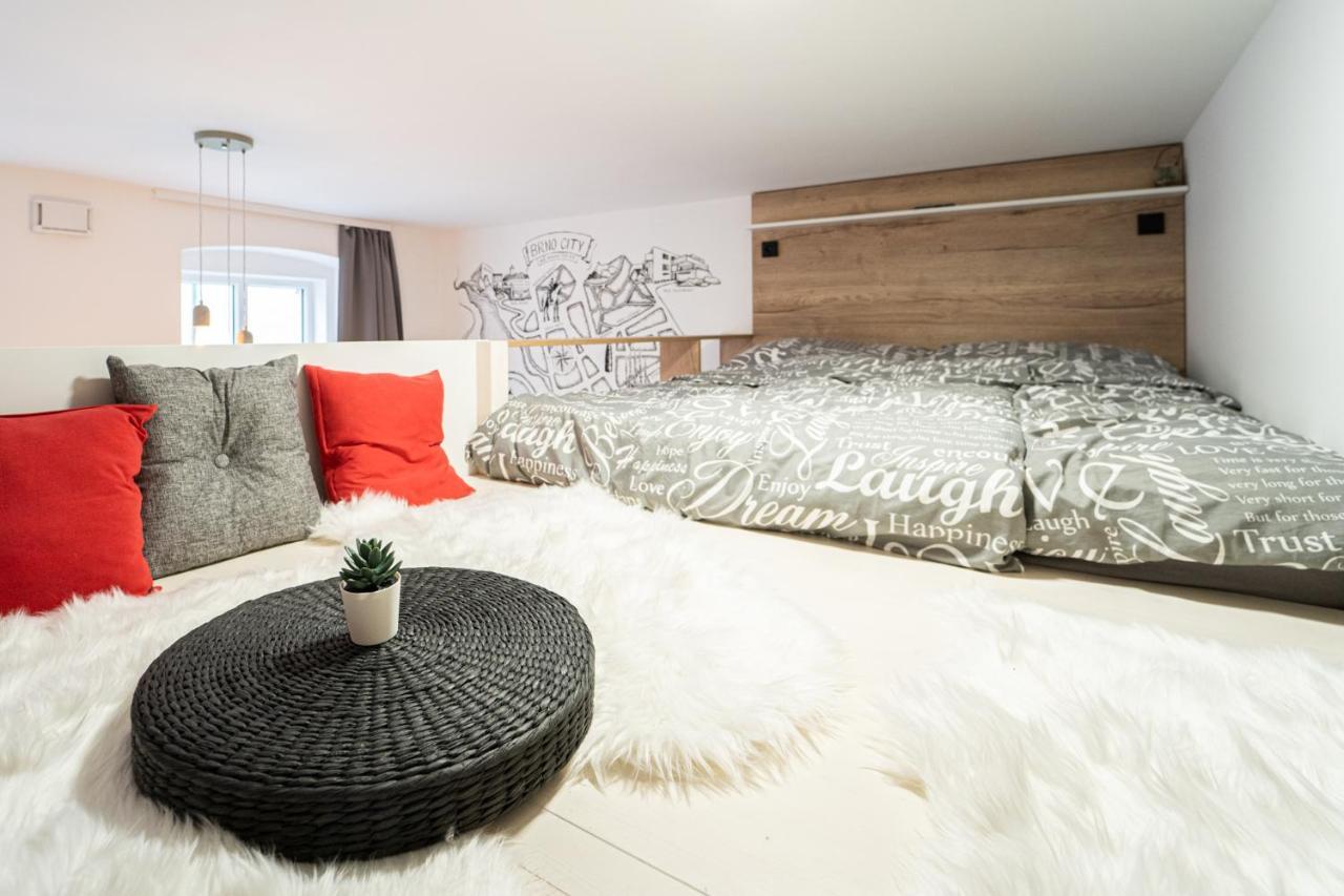 Brno City Apartment Near Malinovskeho Square Buitenkant foto